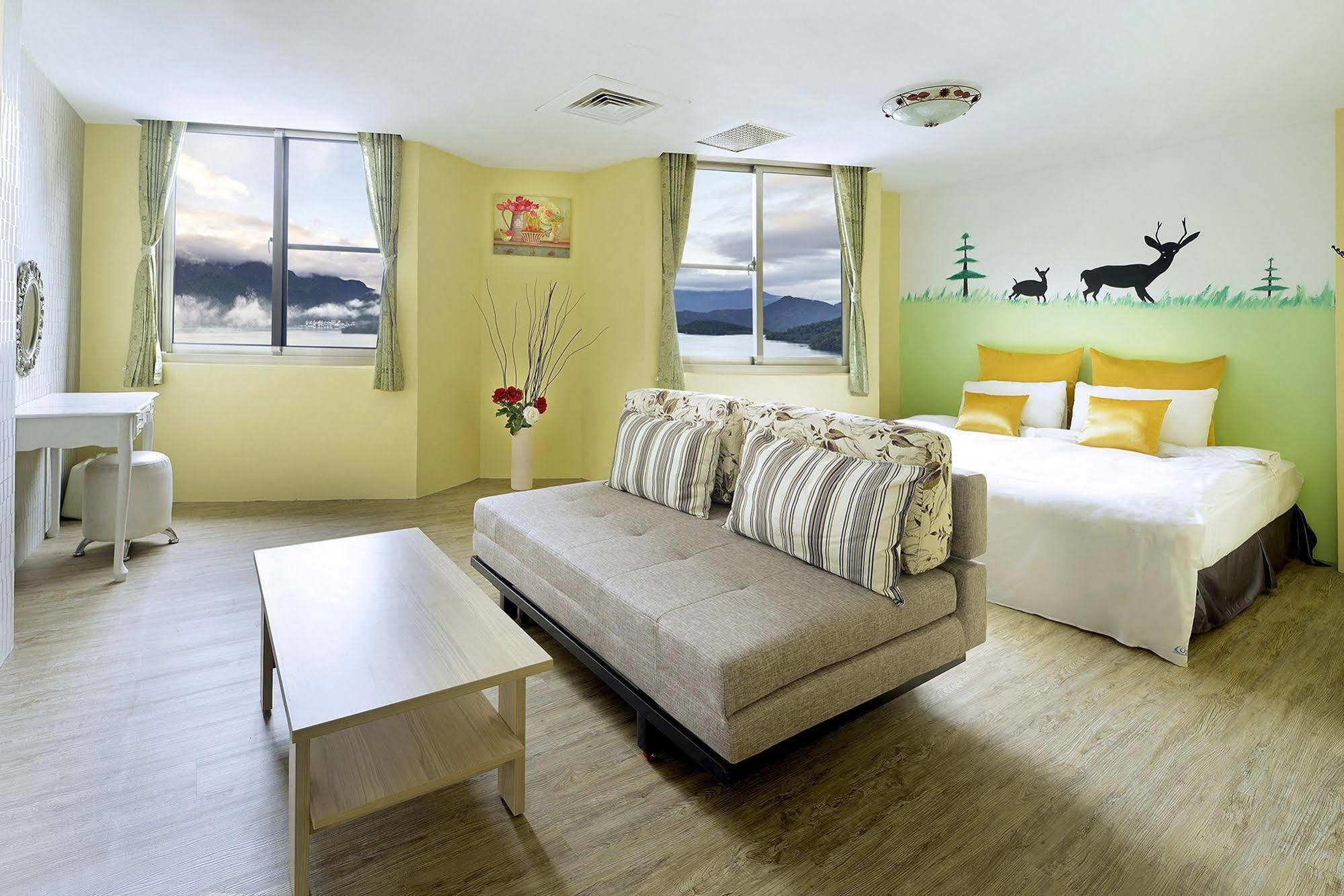 Sun Moon Lake Love Home Lake Nantou Exteriör bild